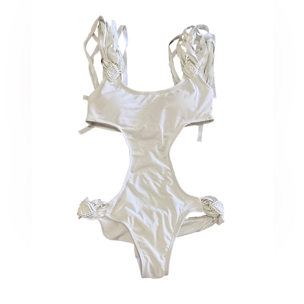 Forever21 White Cut-Out Bathing Suit with Tassle Details Size Small - Picture 2 of 9